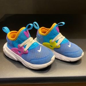 Nike Presto React Sneaker - Toddler 8C